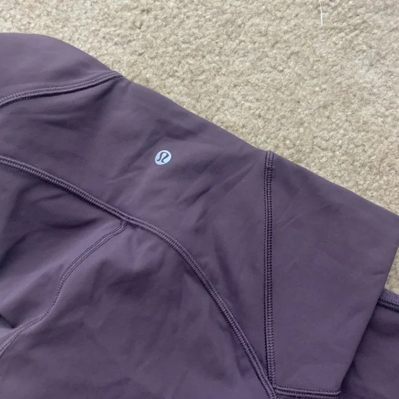 Lululemon train times crop purple vintage grape - Picture 7 of 8